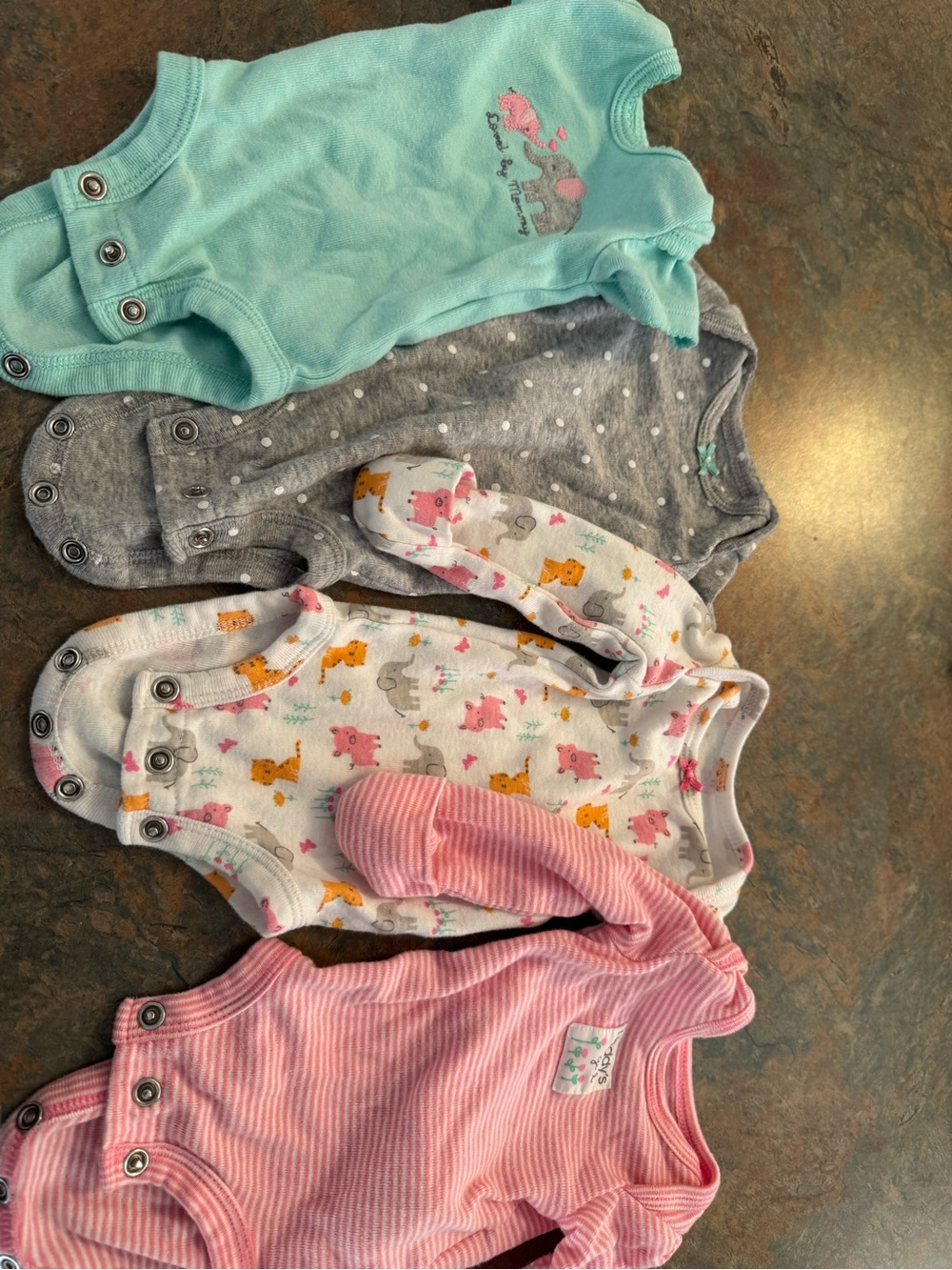 4 Carters preemie onesie bundle - 2 short sleeve and 2 long sleeve